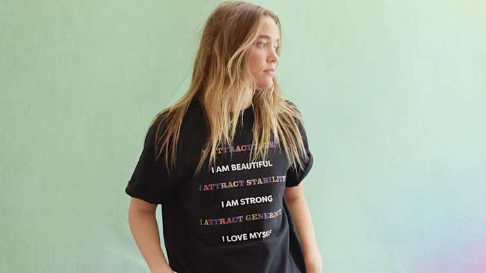 Olivia Ponton in American Eagle.